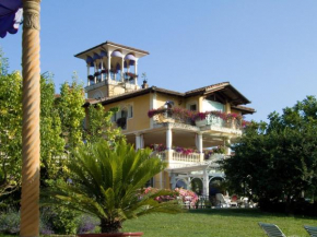 Villa Althea Mango